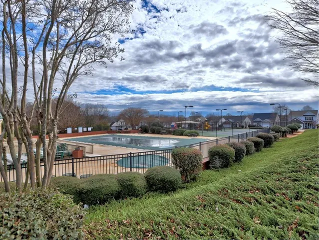 $250,000 | 1330 Lafayette Square, McDonough, GA 30252