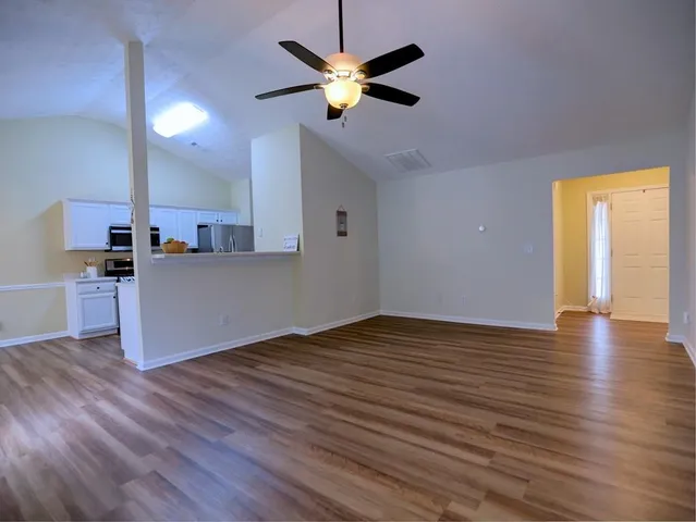 $250,000 | 1330 Lafayette Square, McDonough, GA 30252