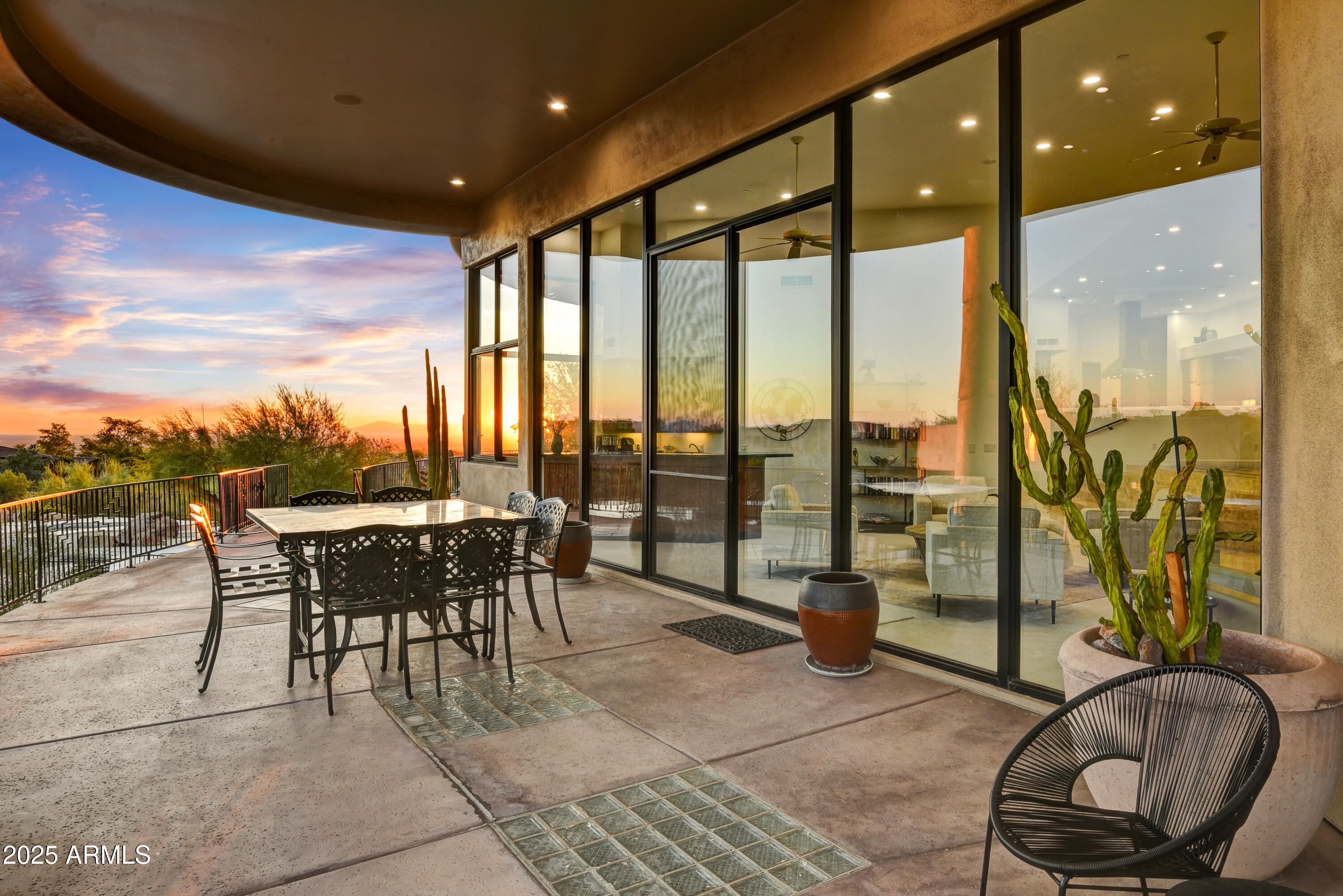 8812 East Palm Lane Mesa, AZ 85207 - Photo 15 of 37 Peaceful Sanctuary