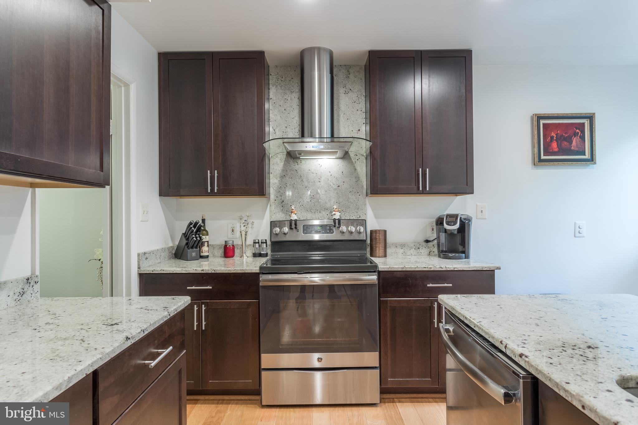 1705 Wainwright Drive Reston, VA 20190 - Photo 3 of 23 Gallery Image 3