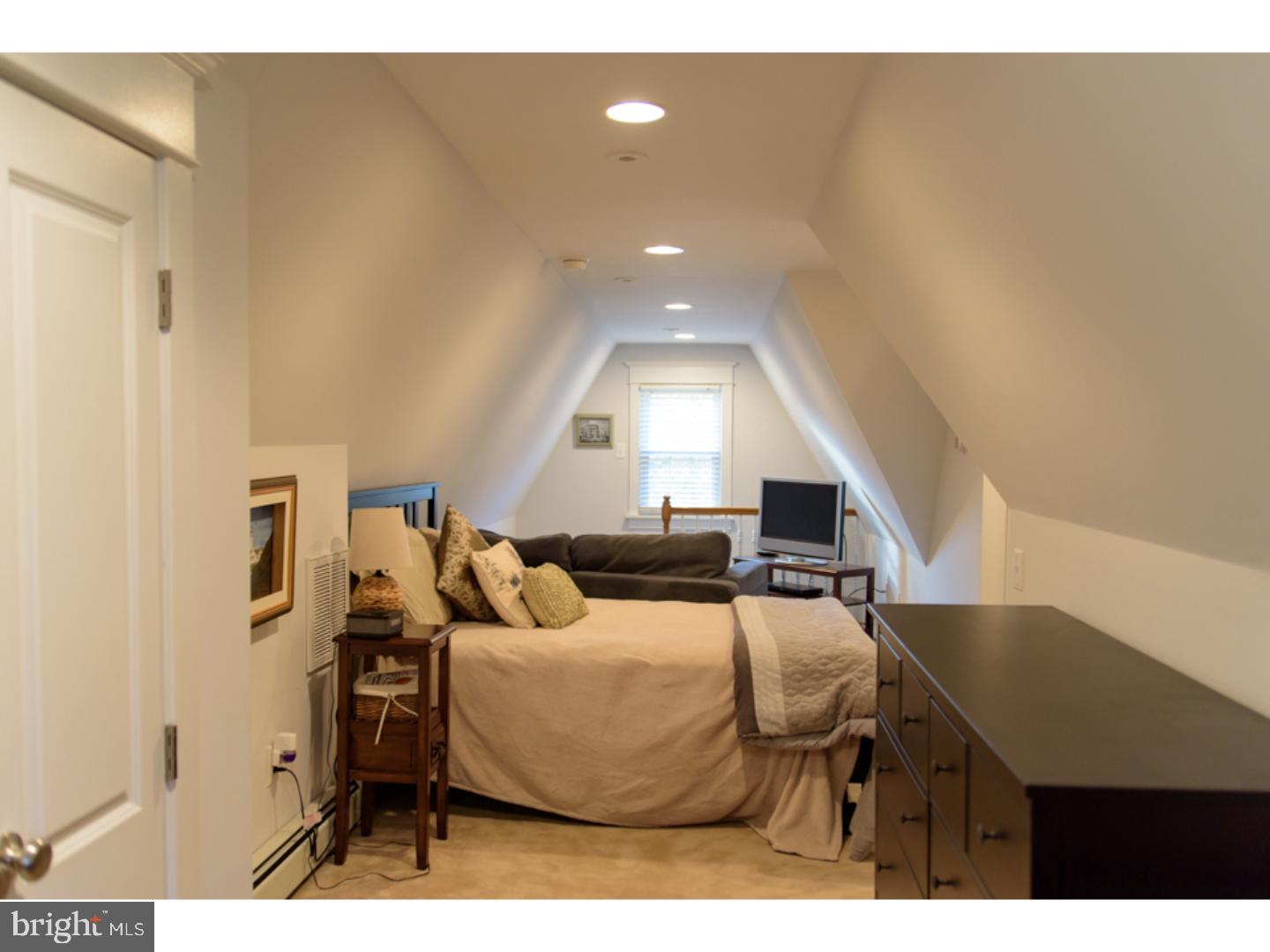 2424 Poplar Road Havertown, PA 19083 - Photo 19 of 25