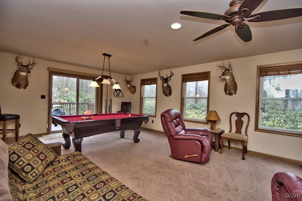 95 Rhododendron Road Jim Thorpe, PA 18229 - Photo 16 of 50 The family room is spacious & inviting w/ W2W carp