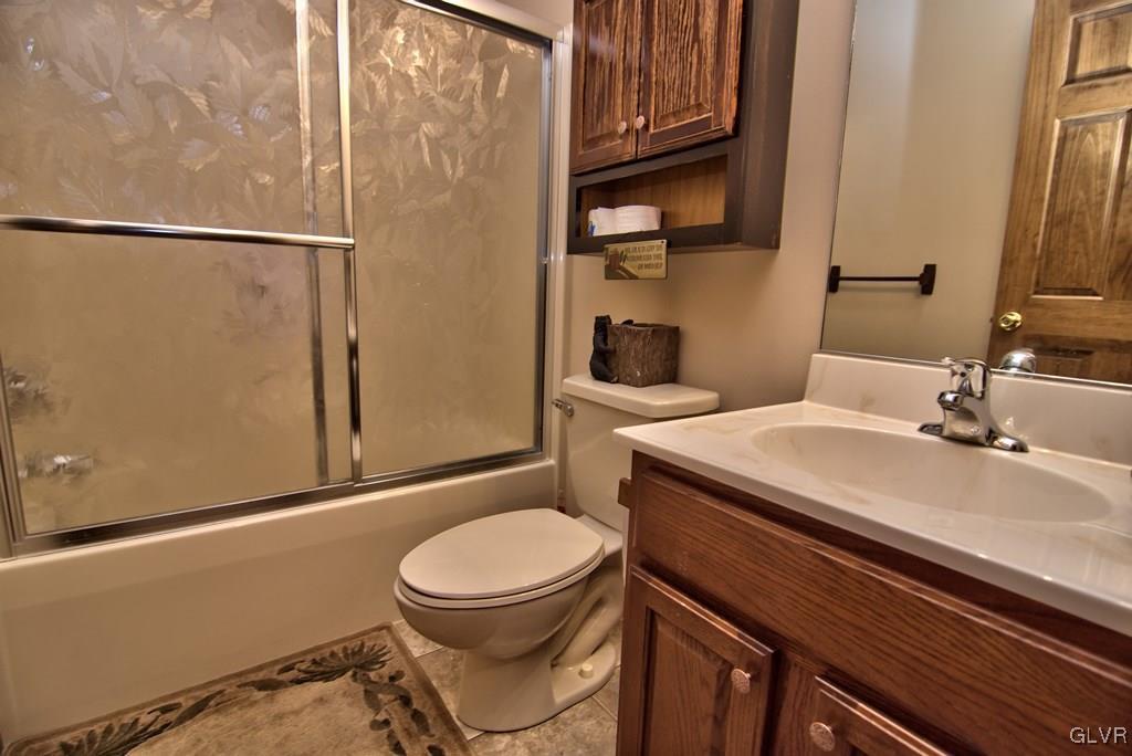 95 Rhododendron Road Jim Thorpe, PA 18229 - Photo 20 of 50 The 1st floor full bath features glass shower door