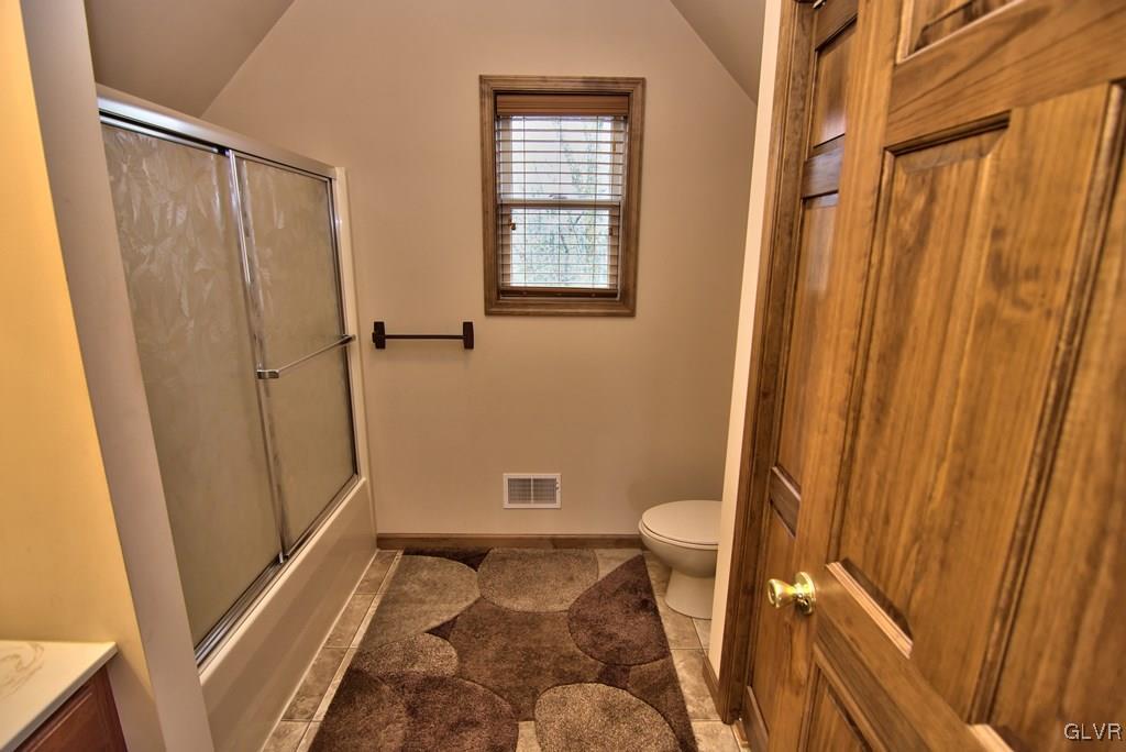 95 Rhododendron Road Jim Thorpe, PA 18229 - Photo 32 of 50 View of the vaulted ceiling and large linen closet