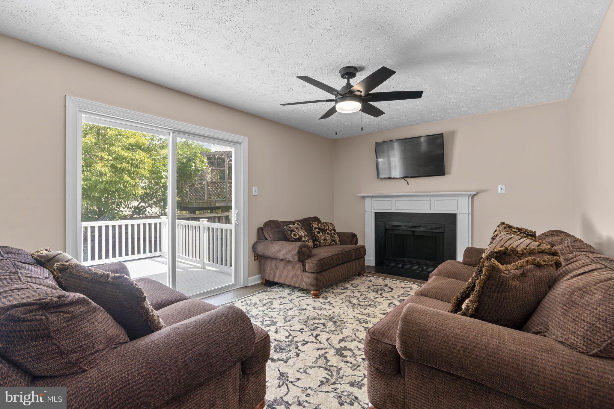 9320 Kings Grant Road Laurel, MD 20723 - Photo 16 of 45 Gallery Image 16