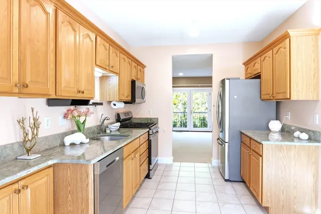 $649,000 | 119 Revere Street, Unit C, Canton, MA 02021