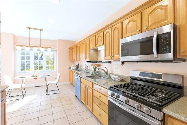 $649,000 | 119 Revere Street, Unit C, Canton, MA 02021