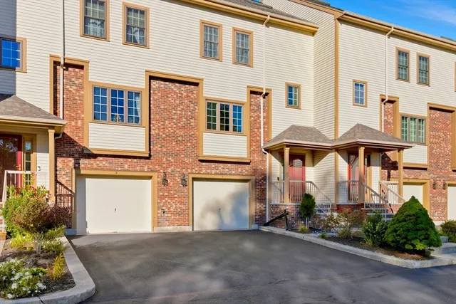 $649,000 | 119 Revere Street, Unit C, Canton, MA 02021