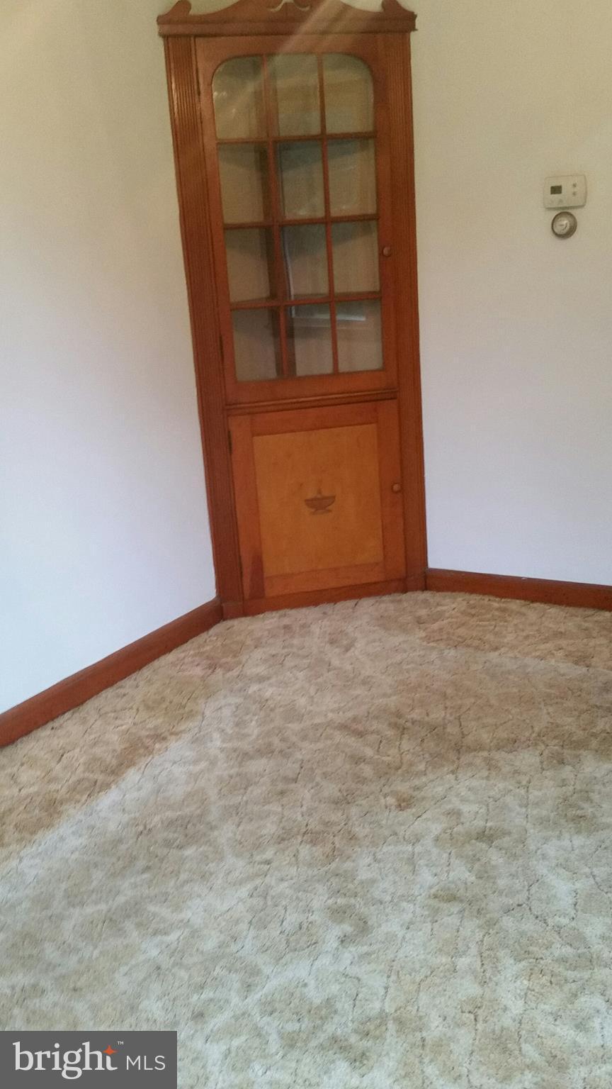 3008 Enterprise Road Bowie, MD 20721 - Photo 10 of 23 3008 Enterprise Rd! DR w/ 2 Built-In Cabinets!