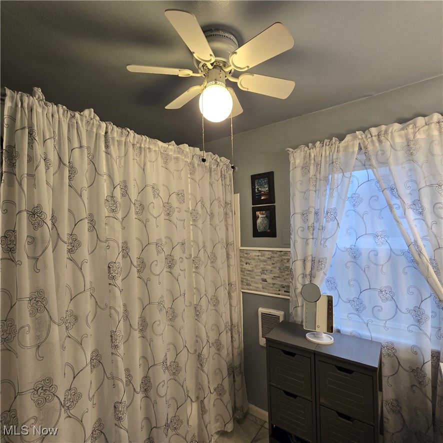3059 Becket Road Cleveland, OH 44120 - Photo 19 of 24