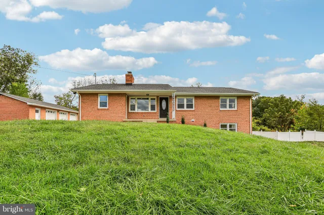 $947,500 | 15474 Roxbury Road, Glenwood, MD 21738