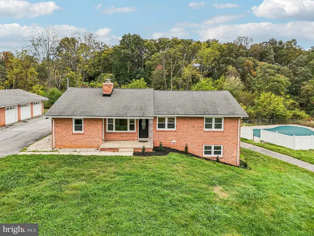 $947,500 | 15474 Roxbury Road, Glenwood, MD 21738