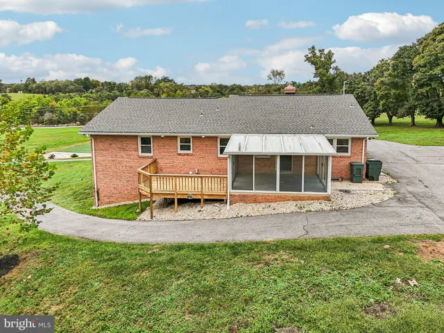 $947,500 | 15474 Roxbury Road, Glenwood, MD 21738