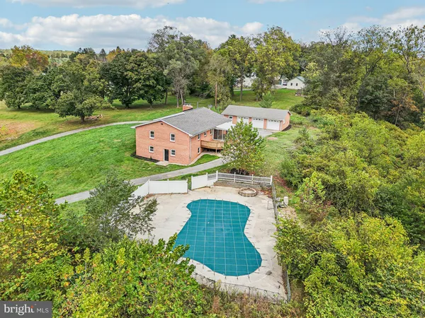 $899,900 | 15474 Roxbury Road, Glenwood, MD 21738