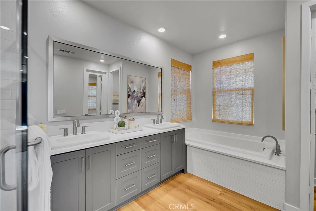 137 Rondo Irvine, CA 92618 - Photo 36 of 49
