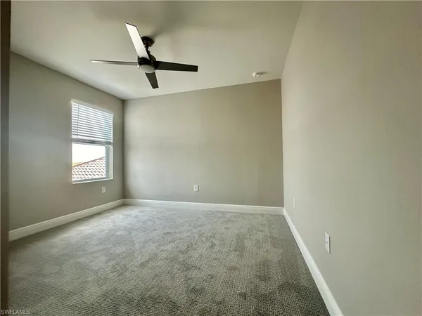 a view of empty room with window