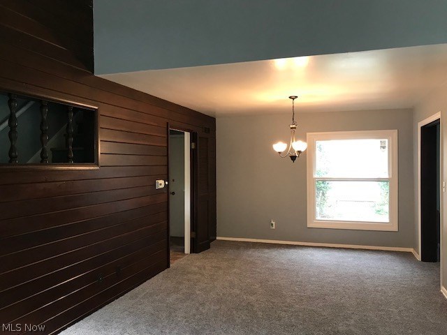 4614 College Road South Euclid, OH 44121 - Photo 4 of 34 Dining Room