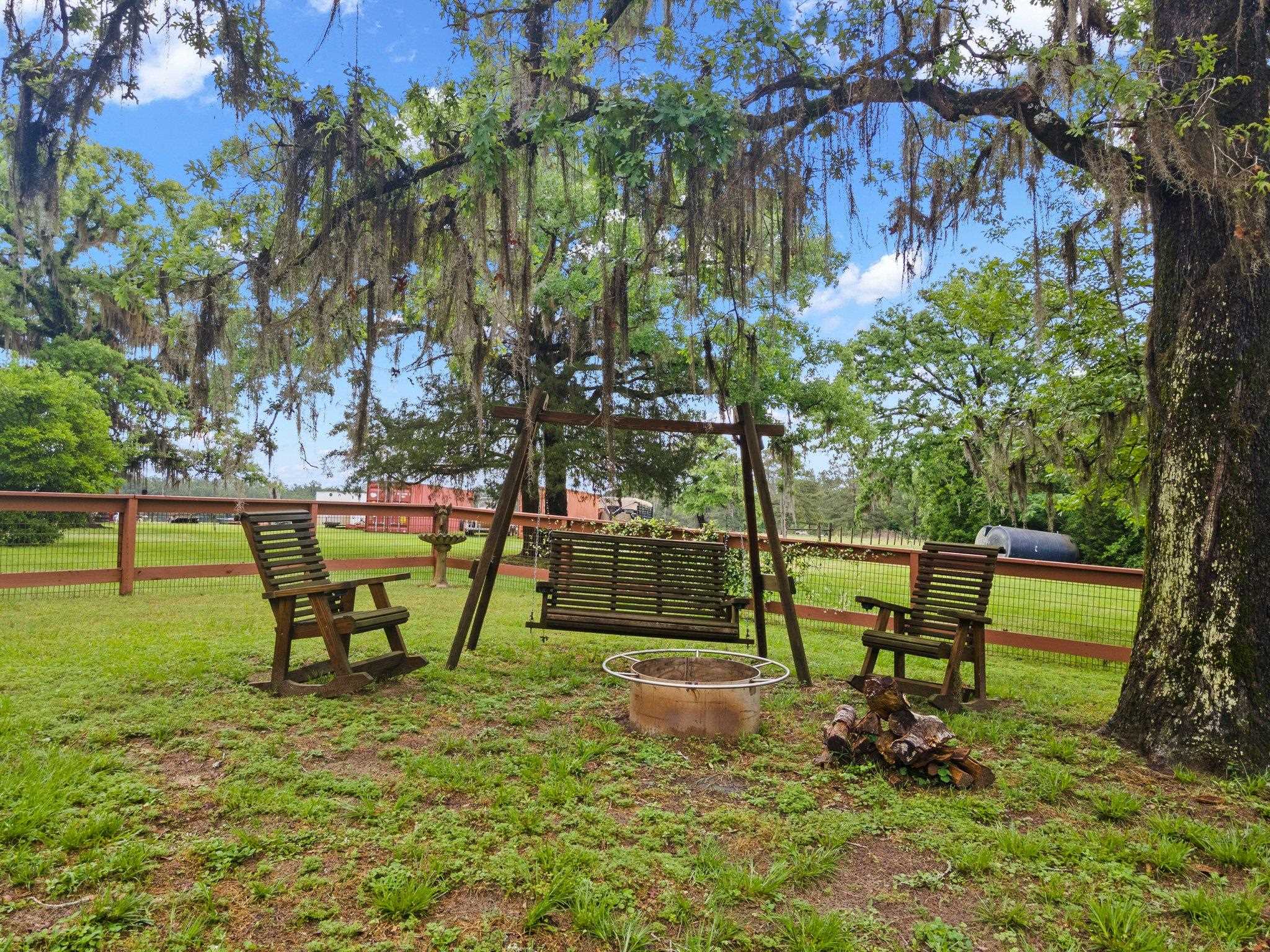 8743 Ranch Road Village Mills, TX 77663 - Photo 6 of 34
