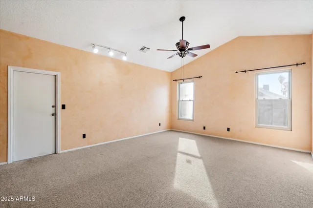 $350,000 | 20620 North 5th Drive, Phoenix, AZ 85027