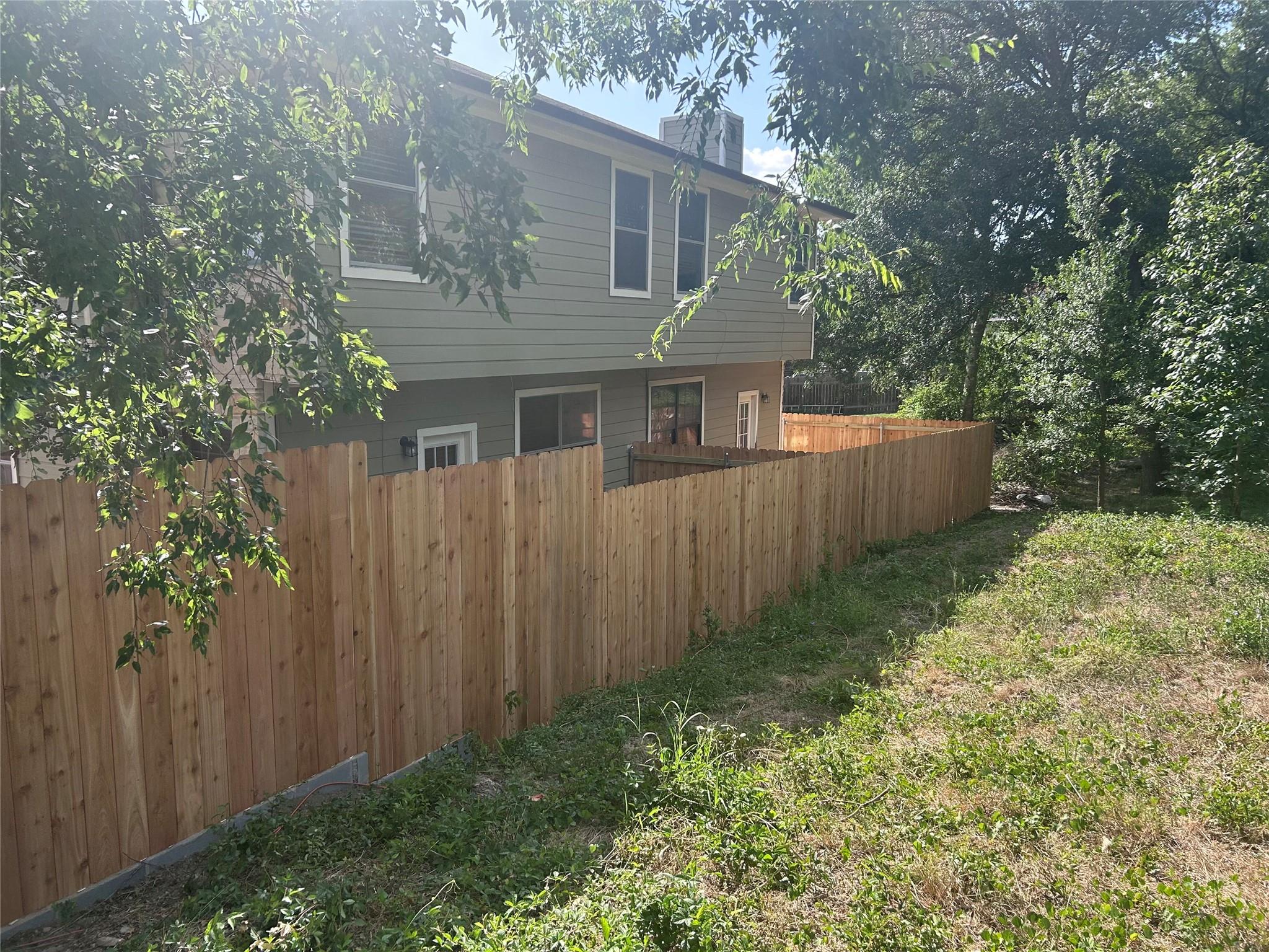 5708 Spring Meadow Road, Unit B Austin, TX 78744 - Photo 18 of 23