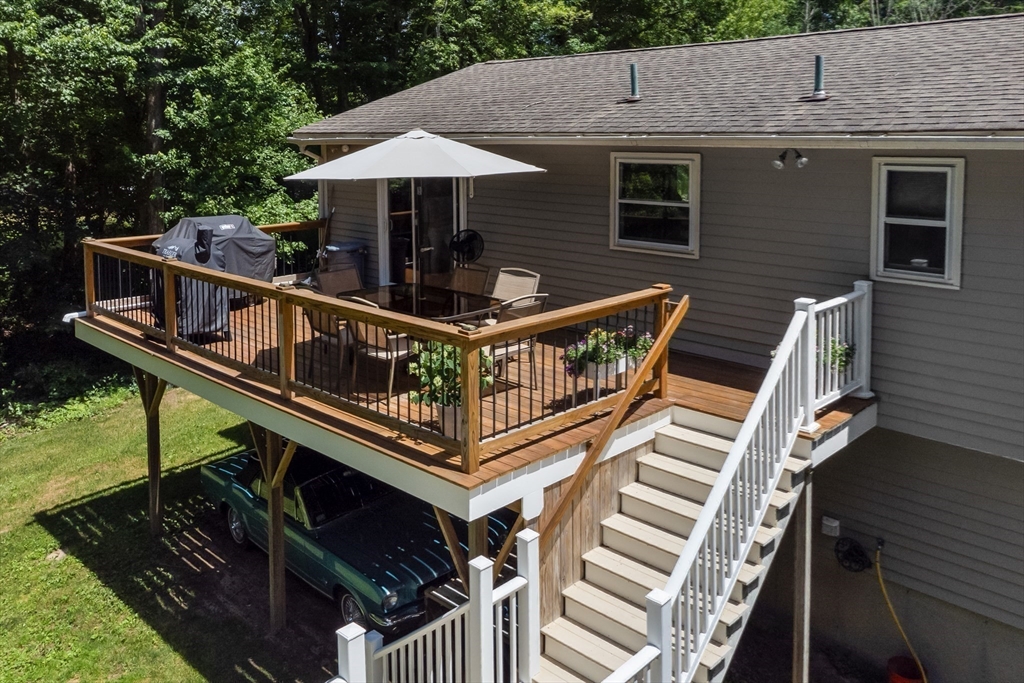 77 Locust Street Freetown, MA 02702 - Photo 26 of 37