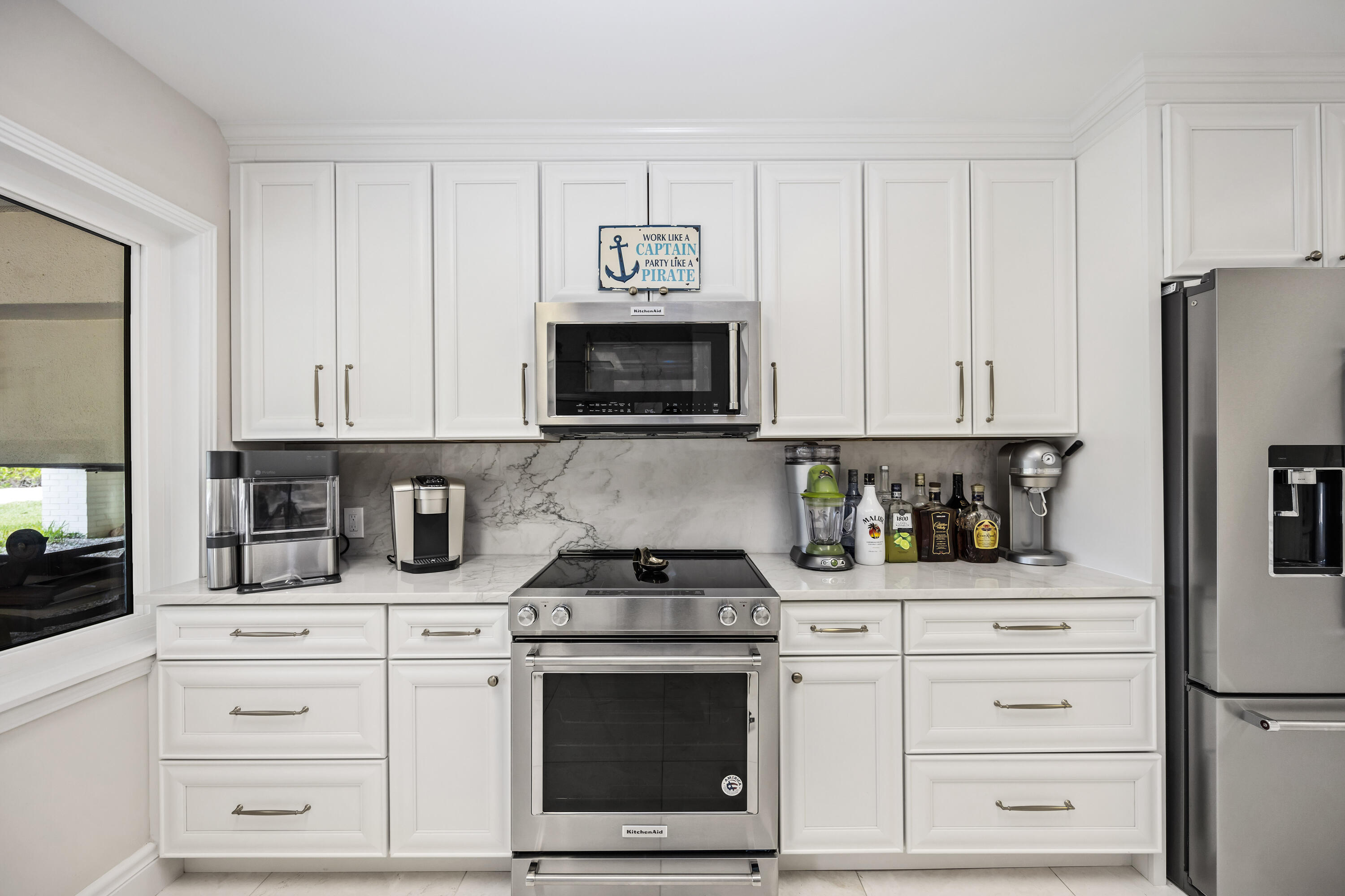 8218 Sanderling Road Sarasota, FL 34242 - Photo 43 of 99 SOTA1362