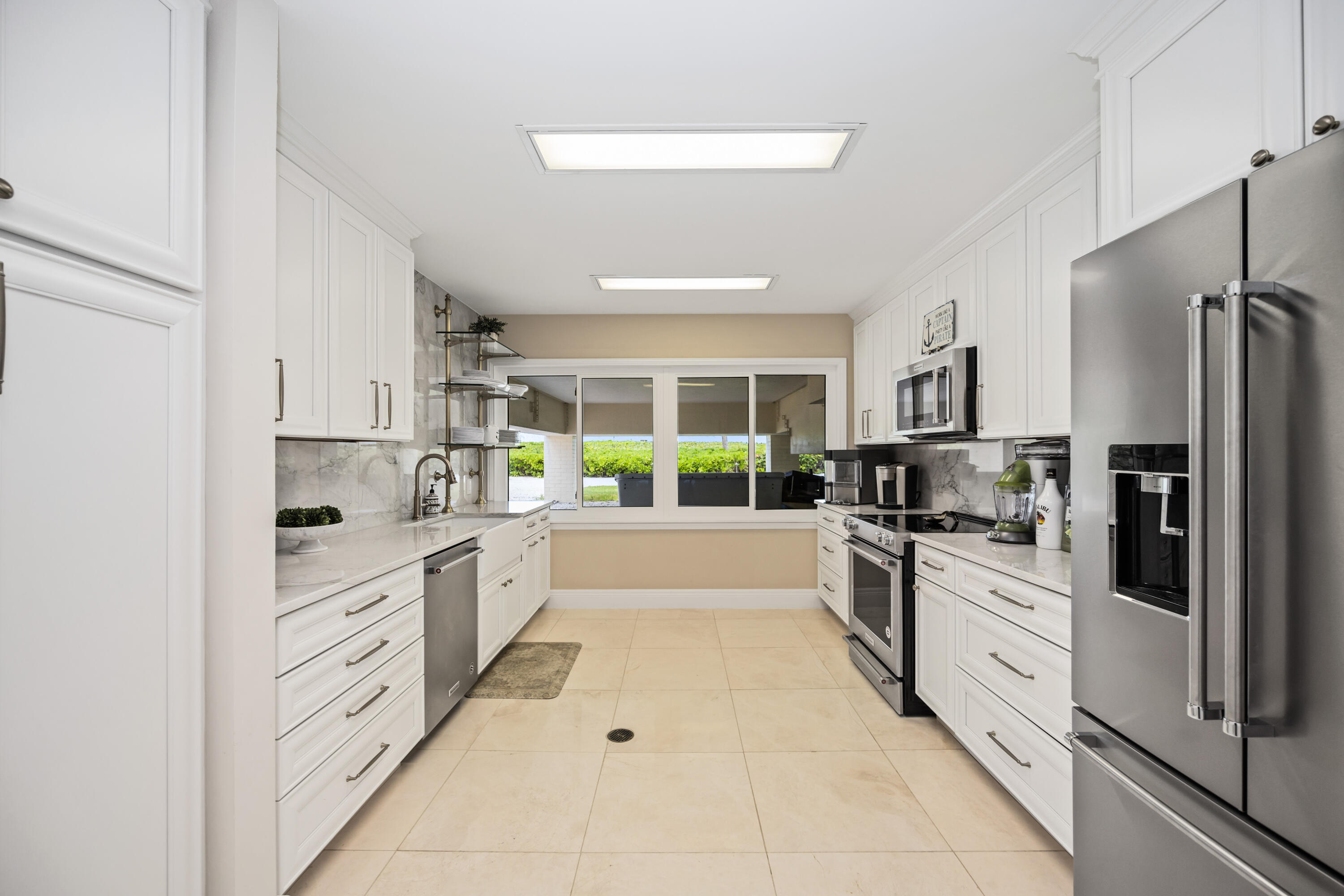 8218 Sanderling Road Sarasota, FL 34242 - Photo 44 of 99 SOTA1310