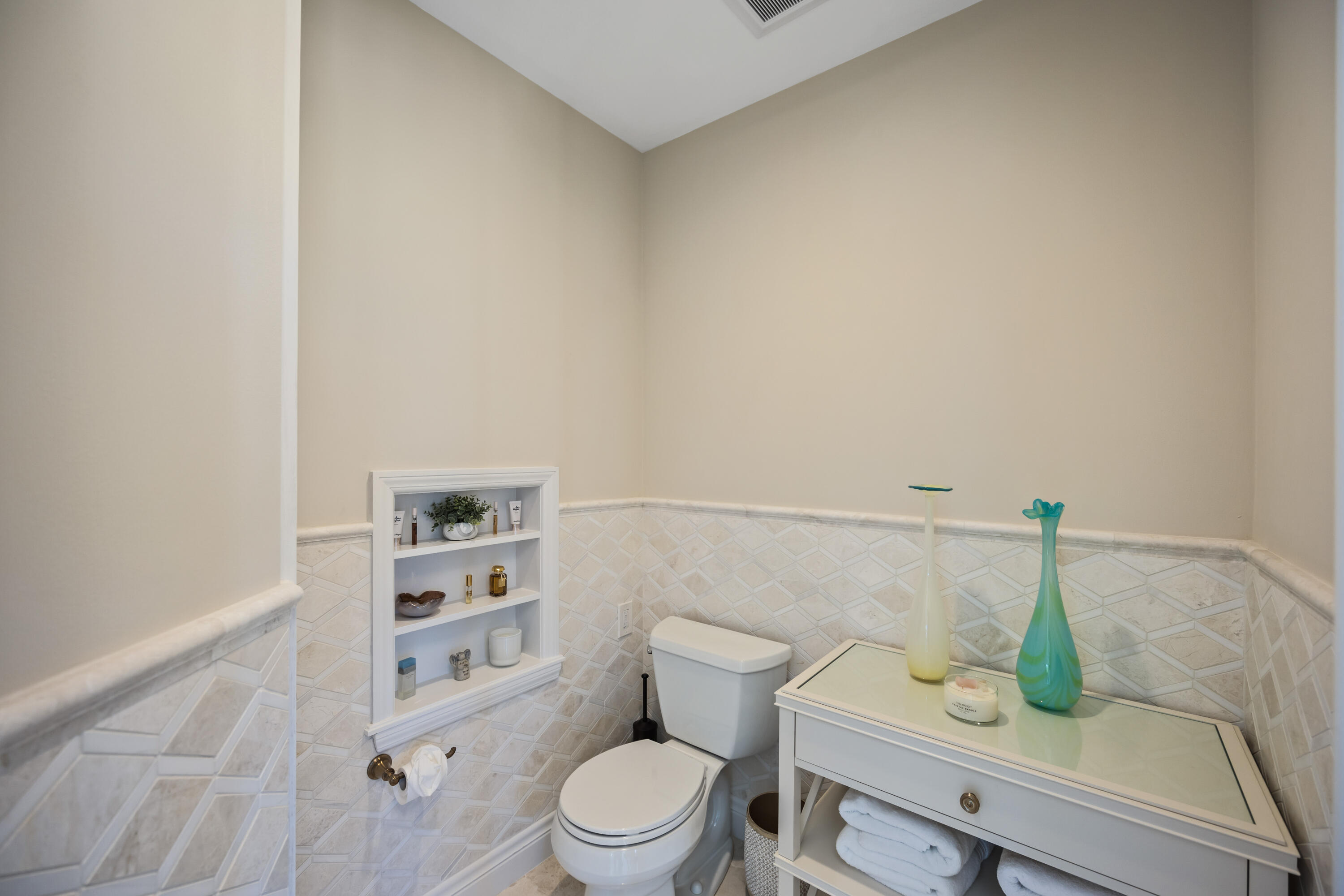 8218 Sanderling Road Sarasota, FL 34242 - Photo 48 of 99 SOTA1074