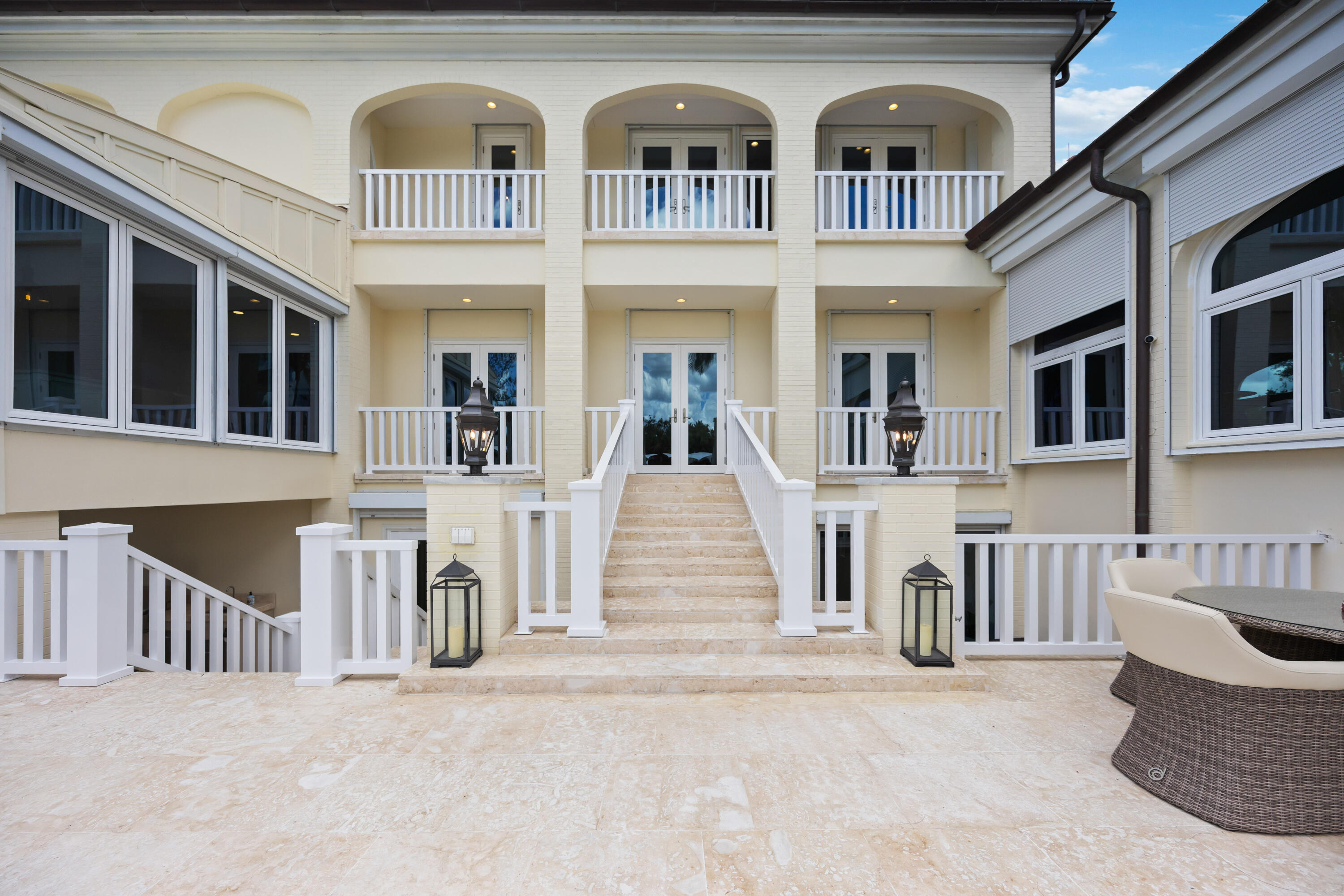 8218 Sanderling Road Sarasota, FL 34242 - Photo 52 of 99 SOTA1409
