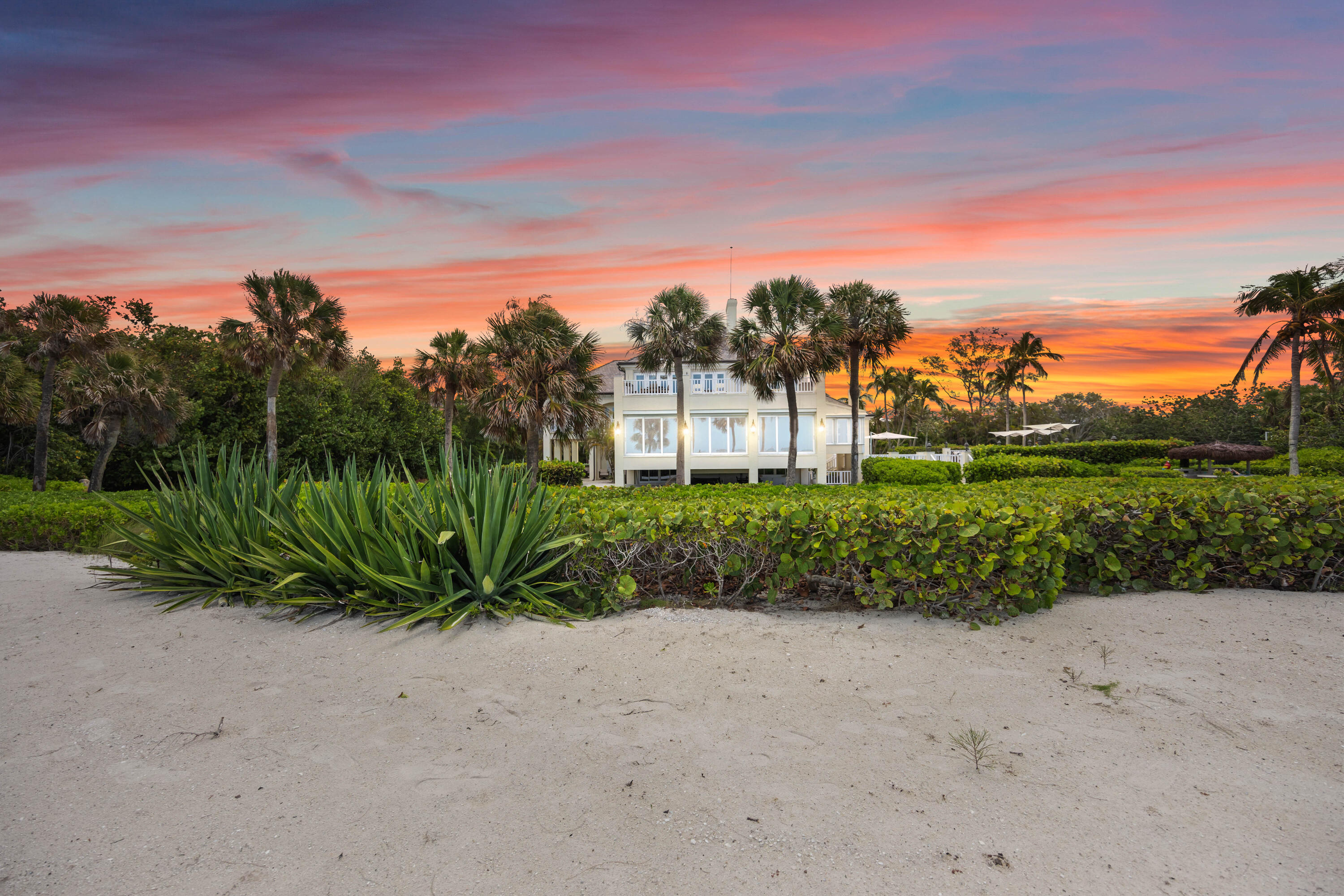 8218 Sanderling Road Sarasota, FL 34242 - Photo 62 of 99 SOTA1542.1