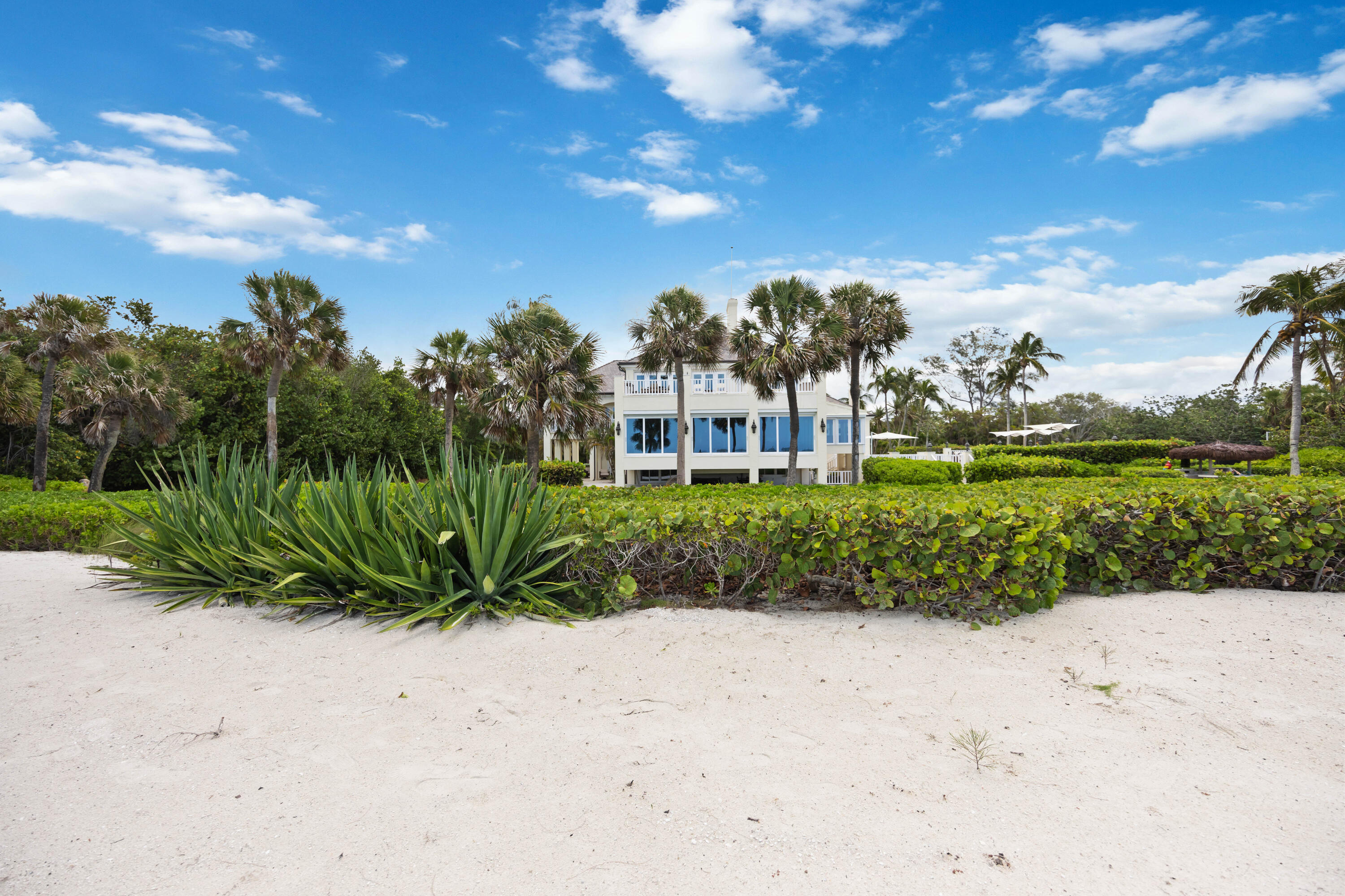 8218 Sanderling Road Sarasota, FL 34242 - Photo 79 of 99 SOTA1542
