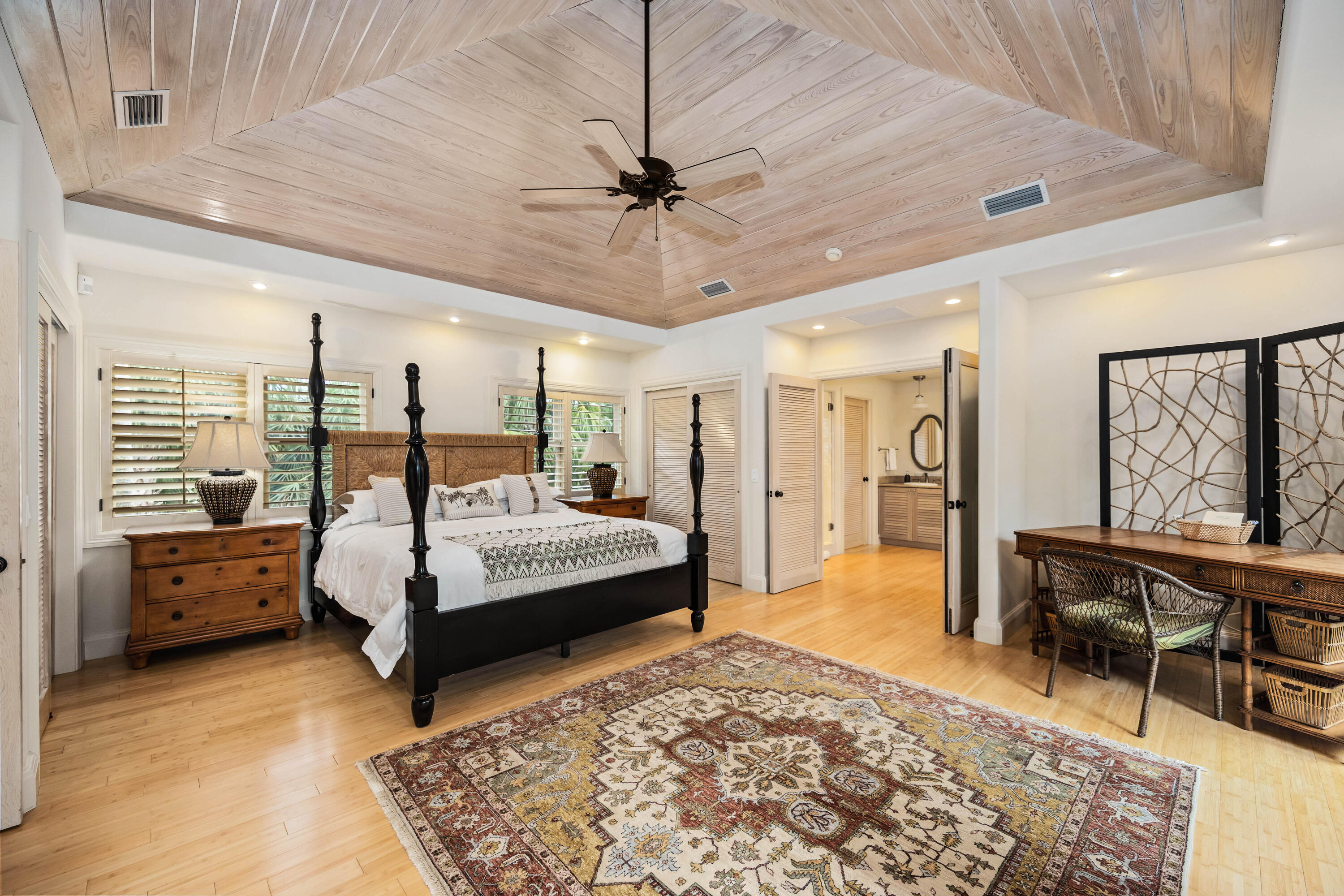 8218 Sanderling Road Sarasota, FL 34242 - Photo 83 of 99 SOTA1839