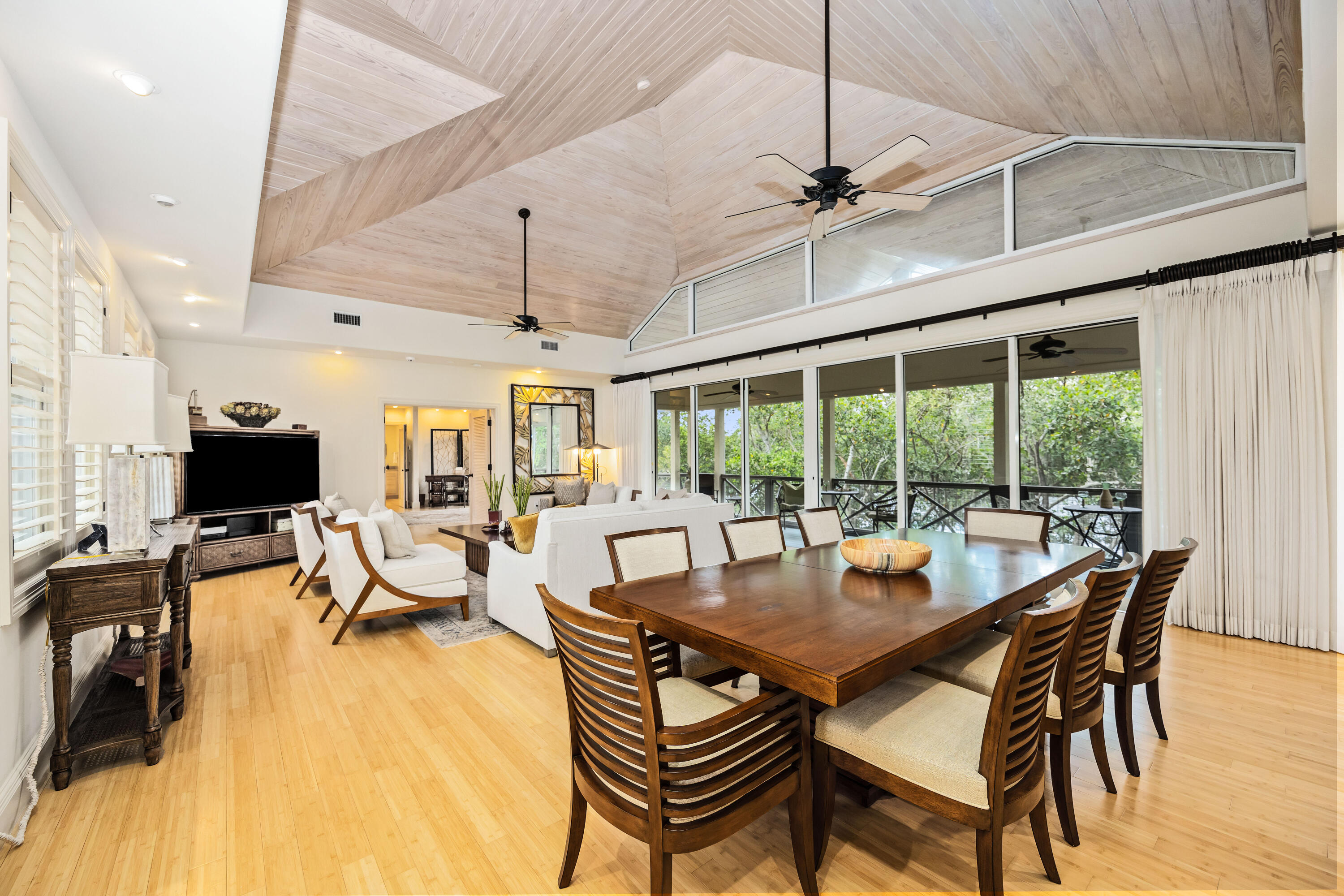 8218 Sanderling Road Sarasota, FL 34242 - Photo 88 of 99 SOTA1767