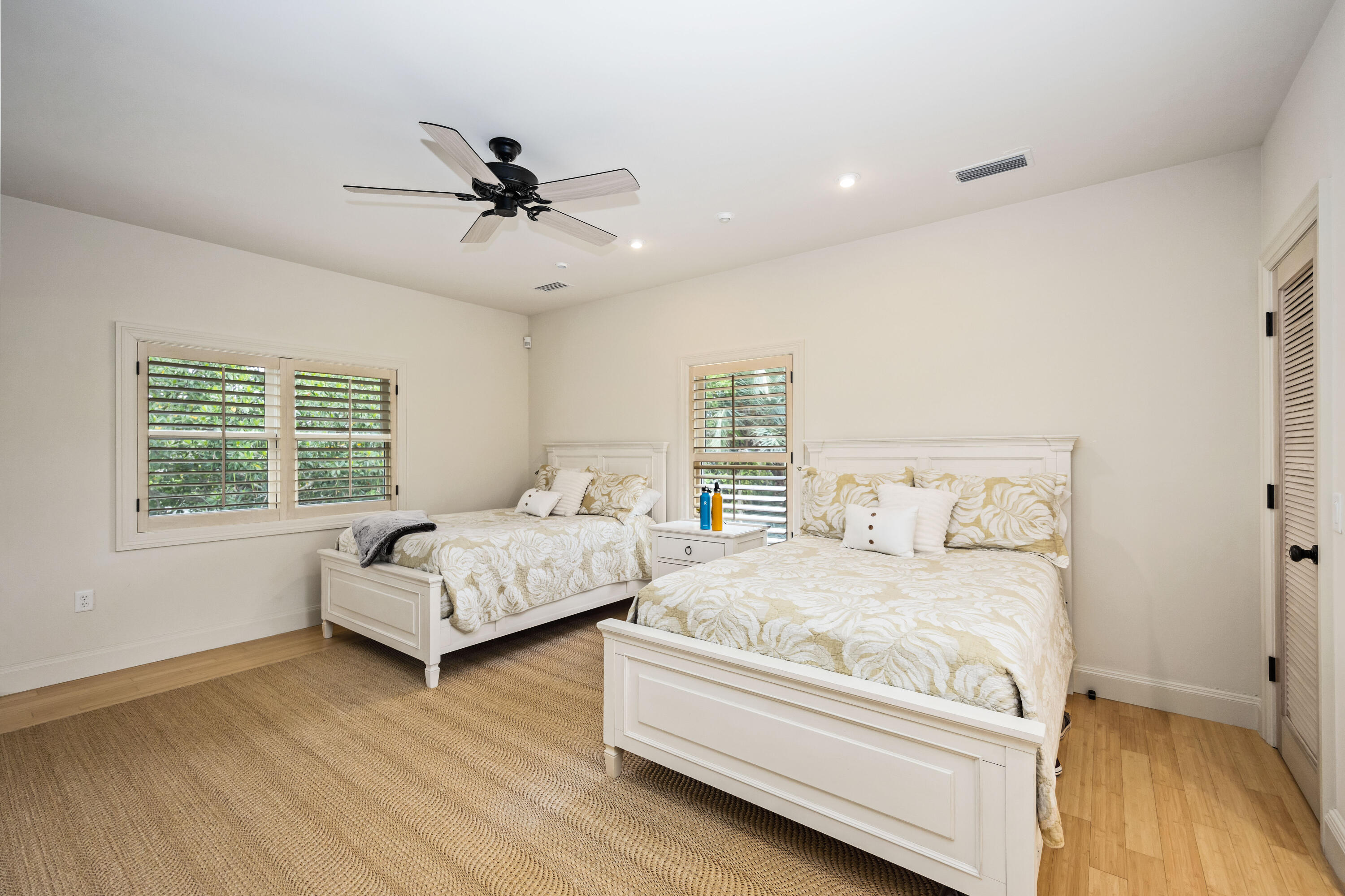 8218 Sanderling Road Sarasota, FL 34242 - Photo 89 of 99 SOTA1941