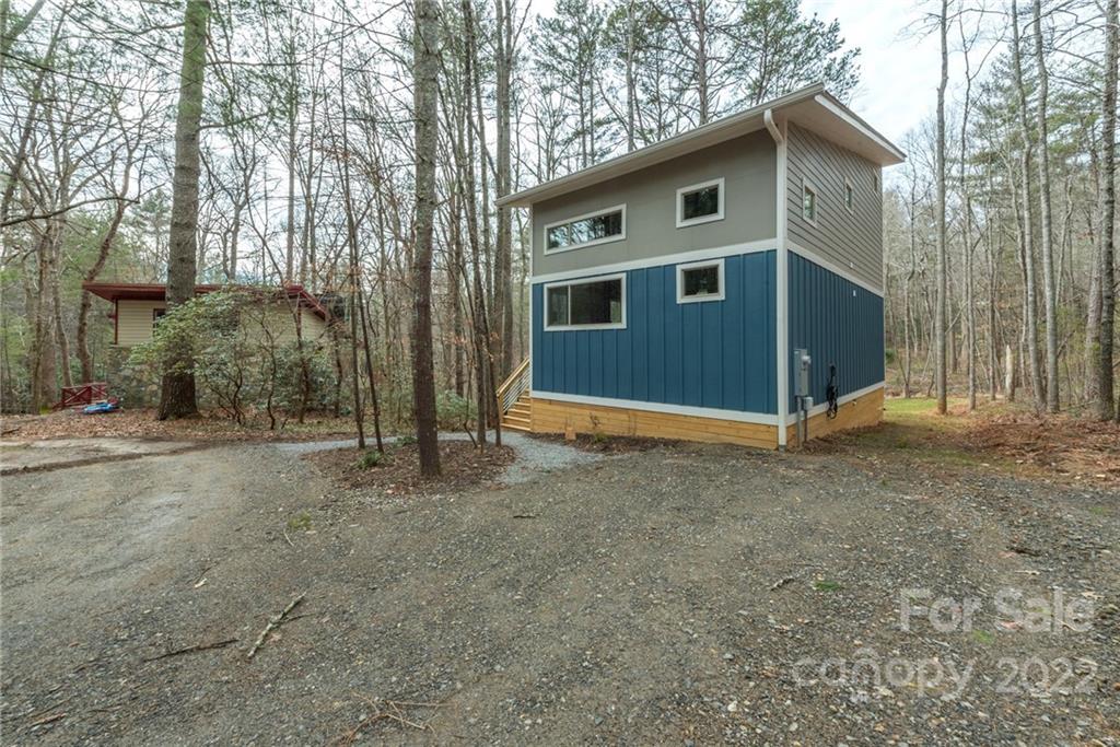 76 Rainbow Ridge Road Swannanoa, NC 28778 - Photo 3 of 47 Gallery Image 3