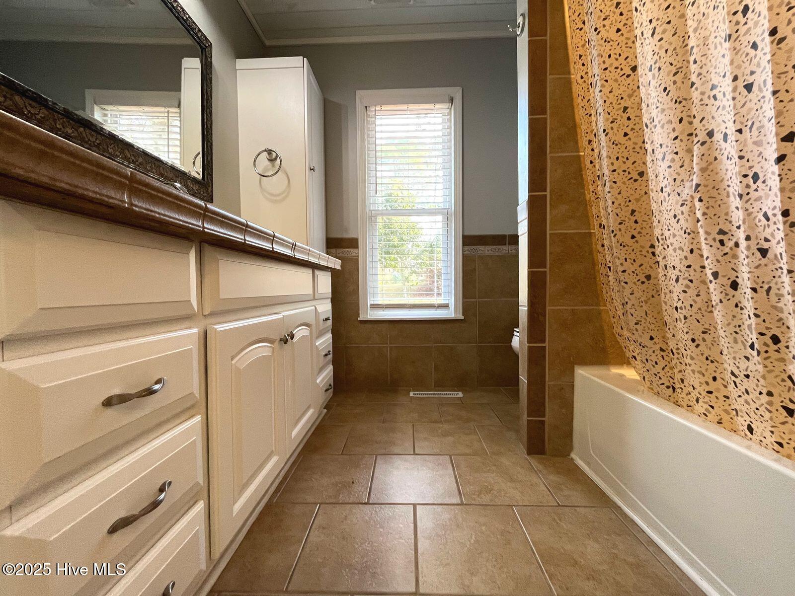 105 Scuppernong Court West End, NC 27376 - Photo 12 of 40 105 m bath