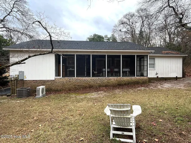 $2,100 | 105 Scuppernong Court, West End, NC 27376