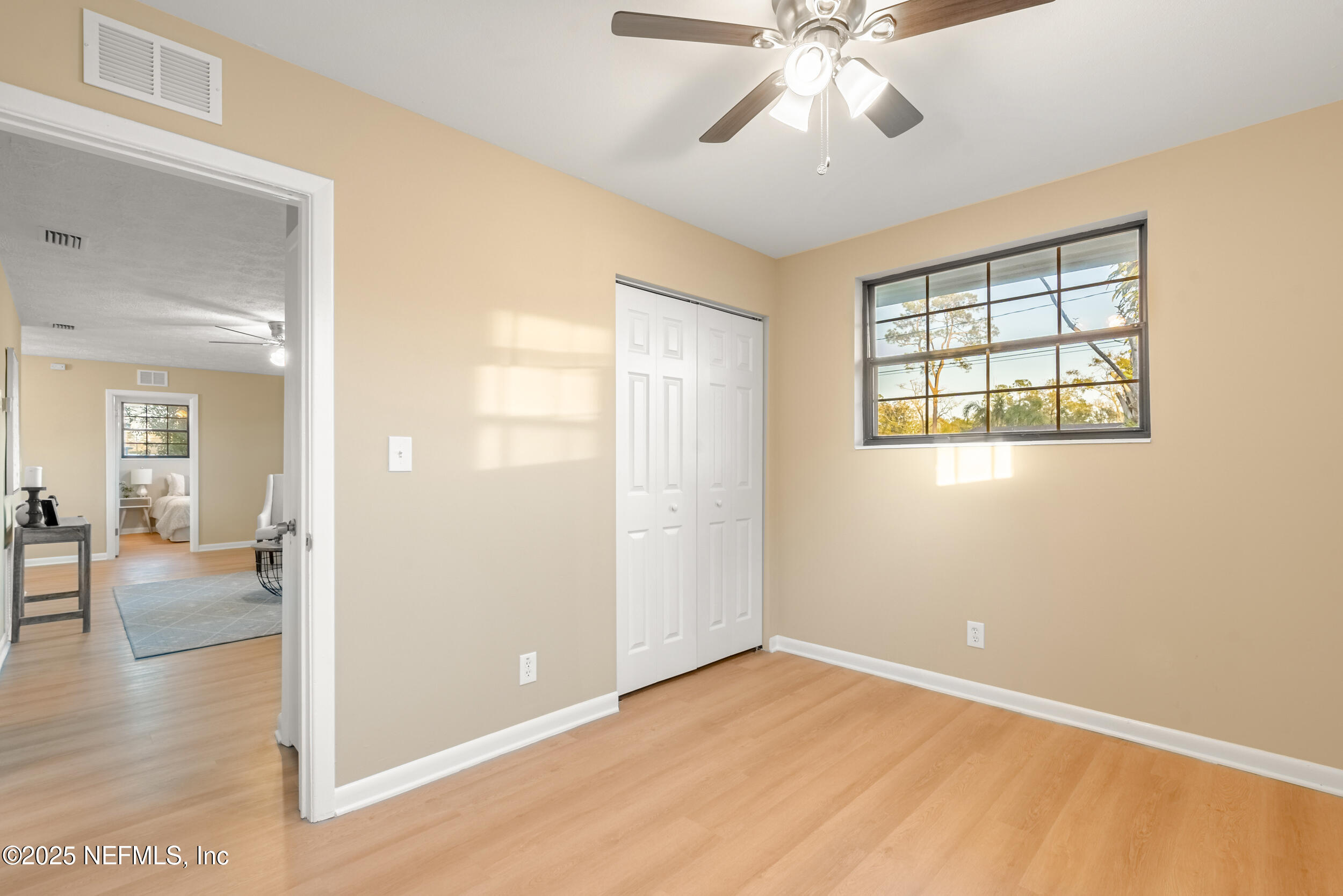 2724 Randy Road Jacksonville, FL 32216 - Photo 16 of 29 13_homeprimemedia-13