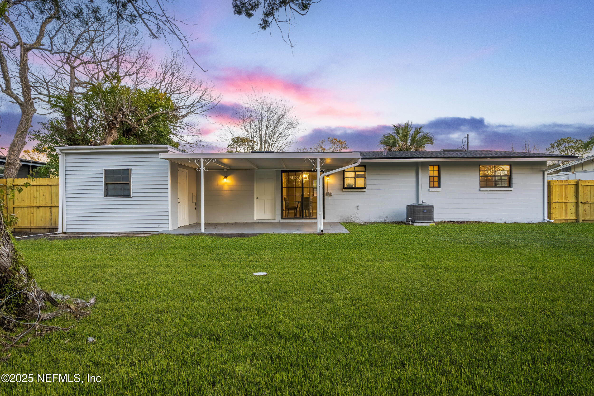 2724 Randy Road Jacksonville, FL 32216 - Photo 25 of 29 26_homeprimemedia-26