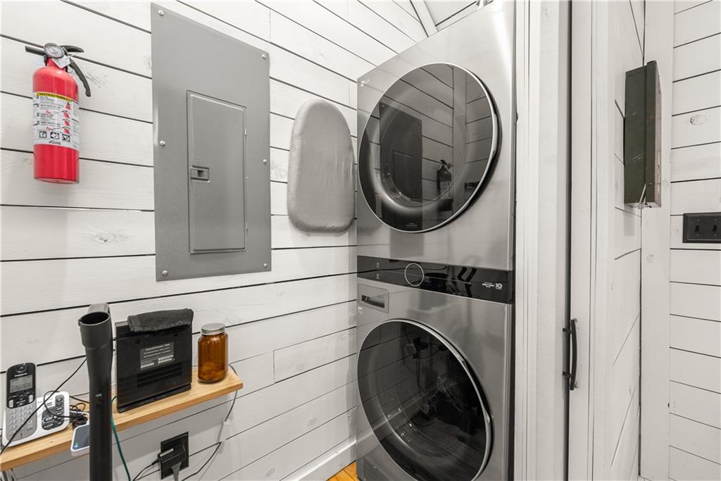 121 Waterfalls Way Clarkesville, GA 30523 - Photo 24 of 60 a close up view of a washer and dryer