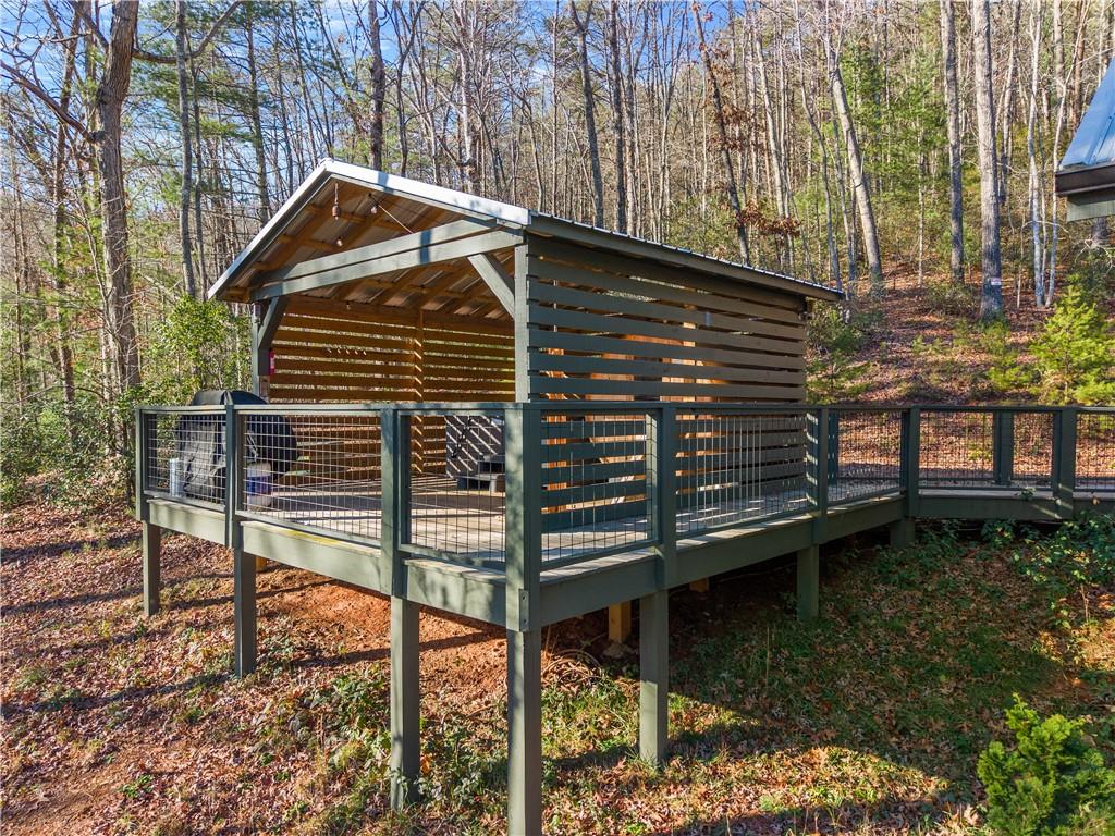 121 Waterfalls Way Clarkesville, GA 30523 - Photo 8 of 60