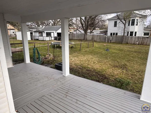 $179,900 | 333 South Pine Street, Cottonwood Falls, KS 66845