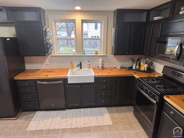 $179,900 | 333 South Pine Street, Cottonwood Falls, KS 66845