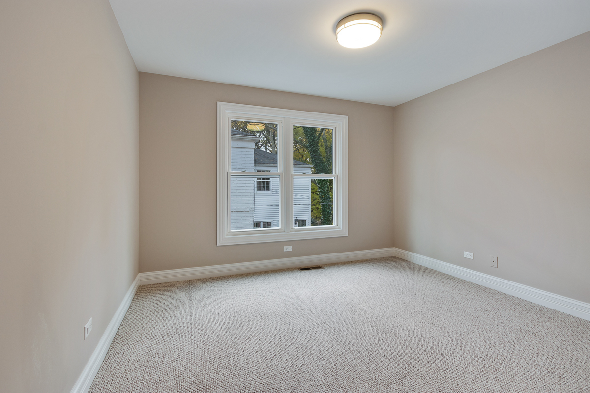 508 Warren Avenue Park Ridge, IL 60068 - Photo 15 of 26