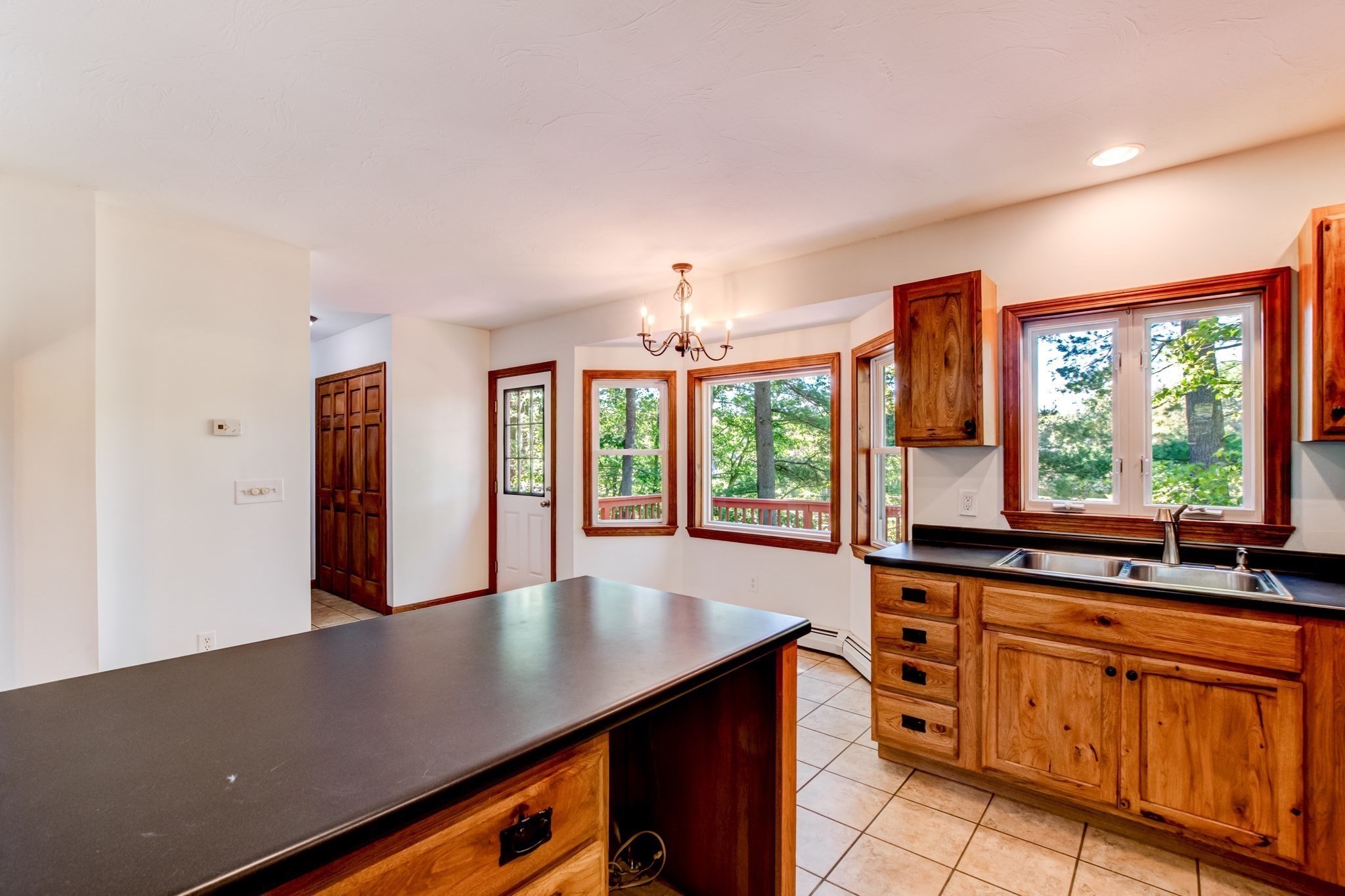 7 Suomi Road Gardner, MA 01440 - Photo 8 of 42 Gallery Image 8