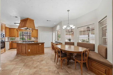 $610,000 | 34 Outervale Place, The Woodlands, TX 77381