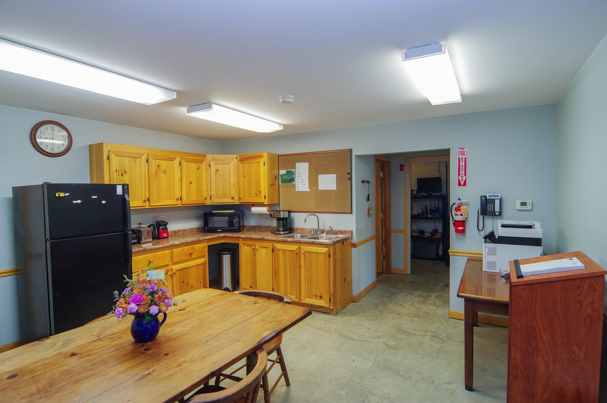 97 Church Street Dexter, ME 04930 - Photo 12 of 21 20240512233603959283000000-o