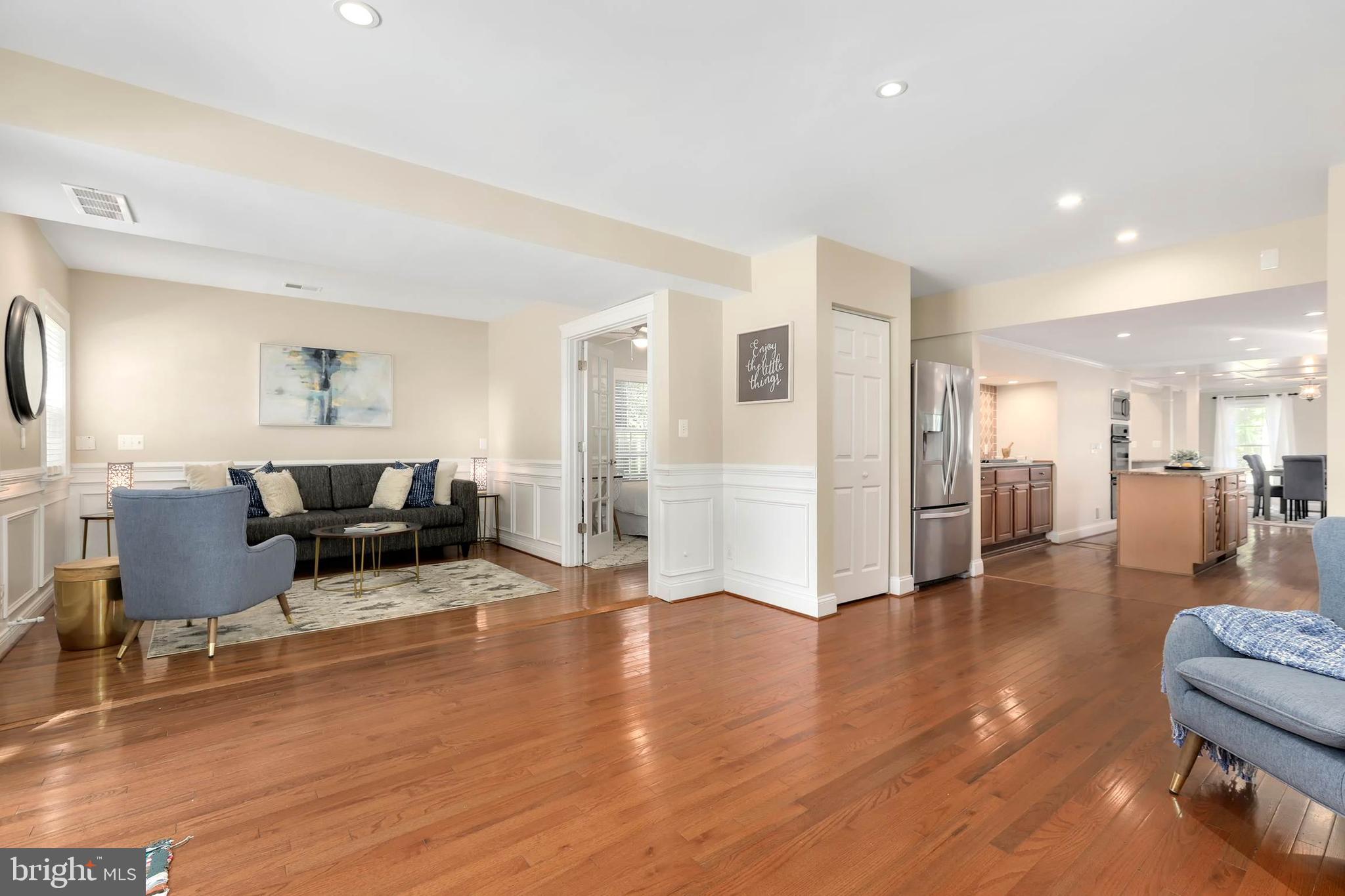 4 High Street Round Hill, VA 20141 - Photo 26 of 51 a living room with furniture and a wooden floor
