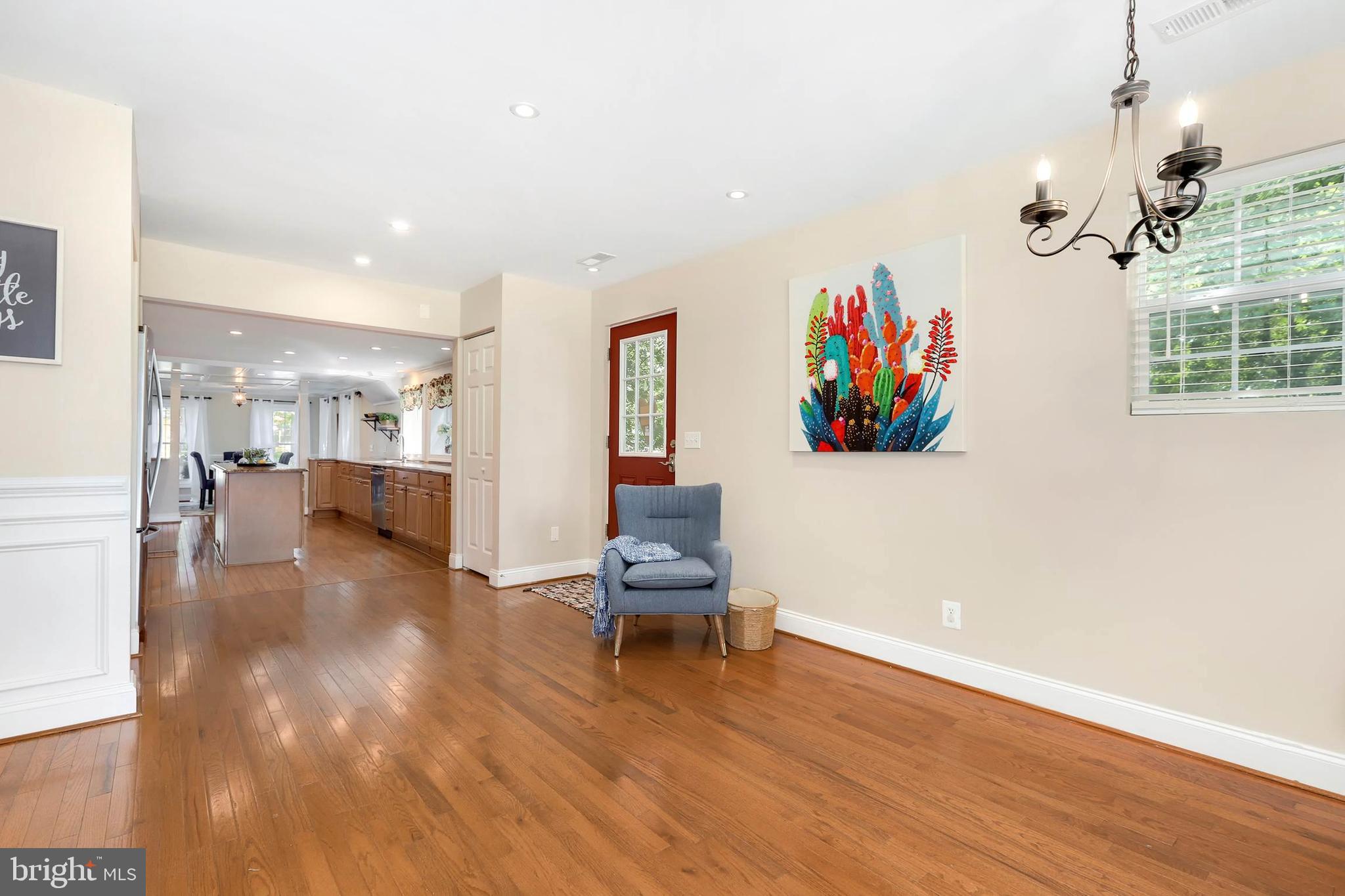 4 High Street Round Hill, VA 20141 - Photo 27 of 51 a living room with furniture and a wooden floor