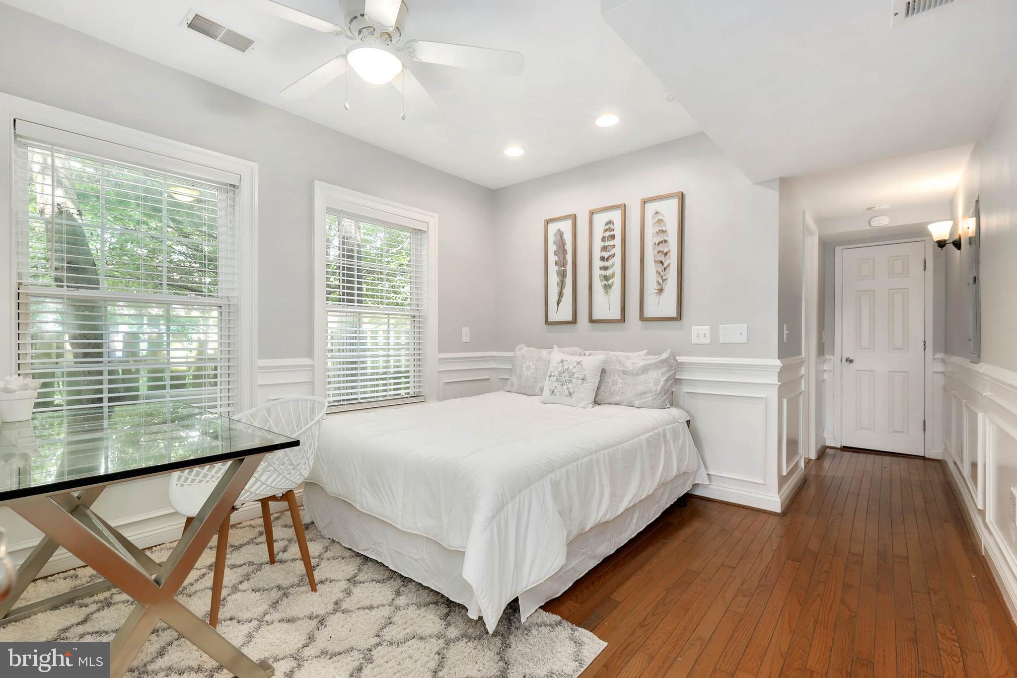 4 High Street Round Hill, VA 20141 - Photo 32 of 51 a bedroom with a bed and a window